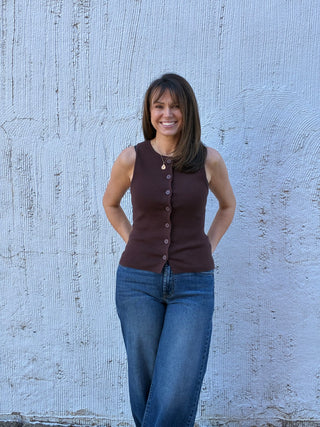Round Neck Sleeveless Button Down Sweater Top
