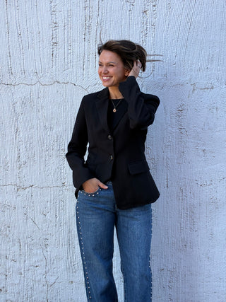 The Ultimate Fitted Blazer