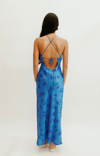 Azure Floral Elegance