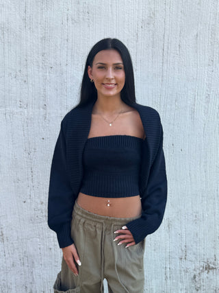 It Girl Shrug