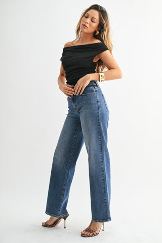 The Everyday Ease Straight Jean